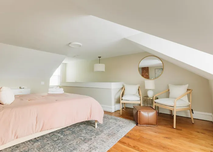 Quaint Boho Home In Lancaster City